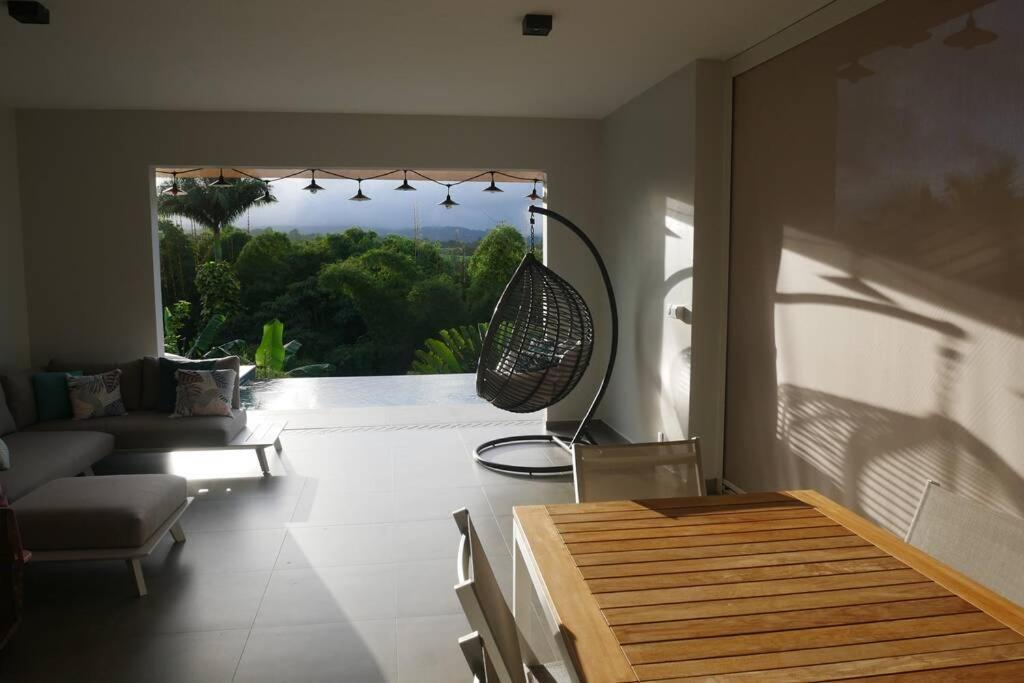 Villa Kumquat, avec piscine Clévacances 4 clés Petit-Bourg Exterior foto